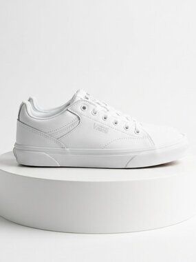 Vans Seldan Women’s White Leather Skate Shoes - Size 8.5